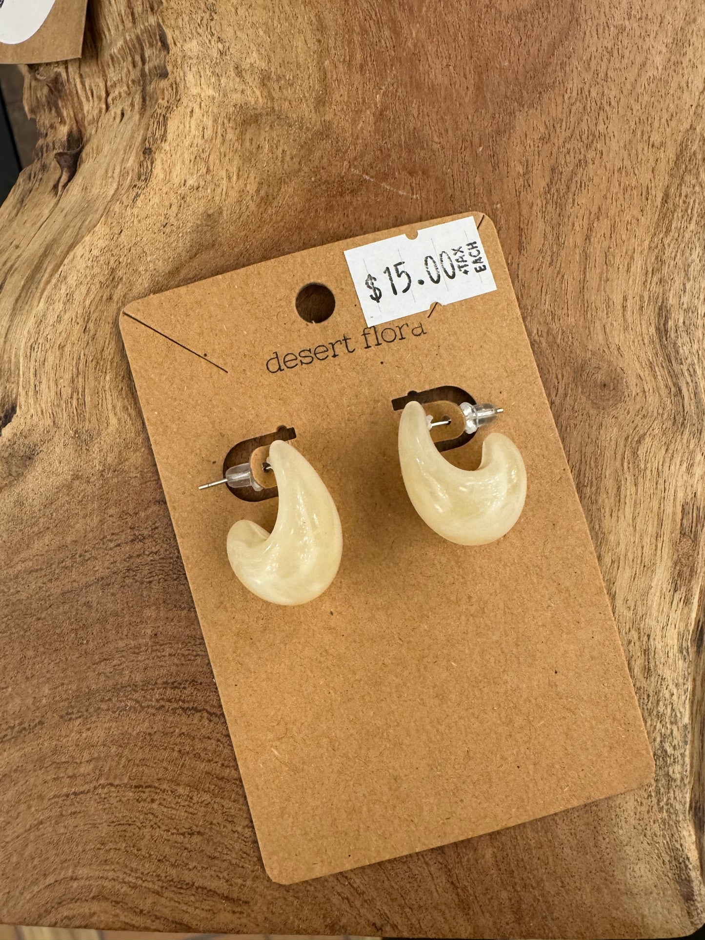 Groovy Cream Mini Hoop