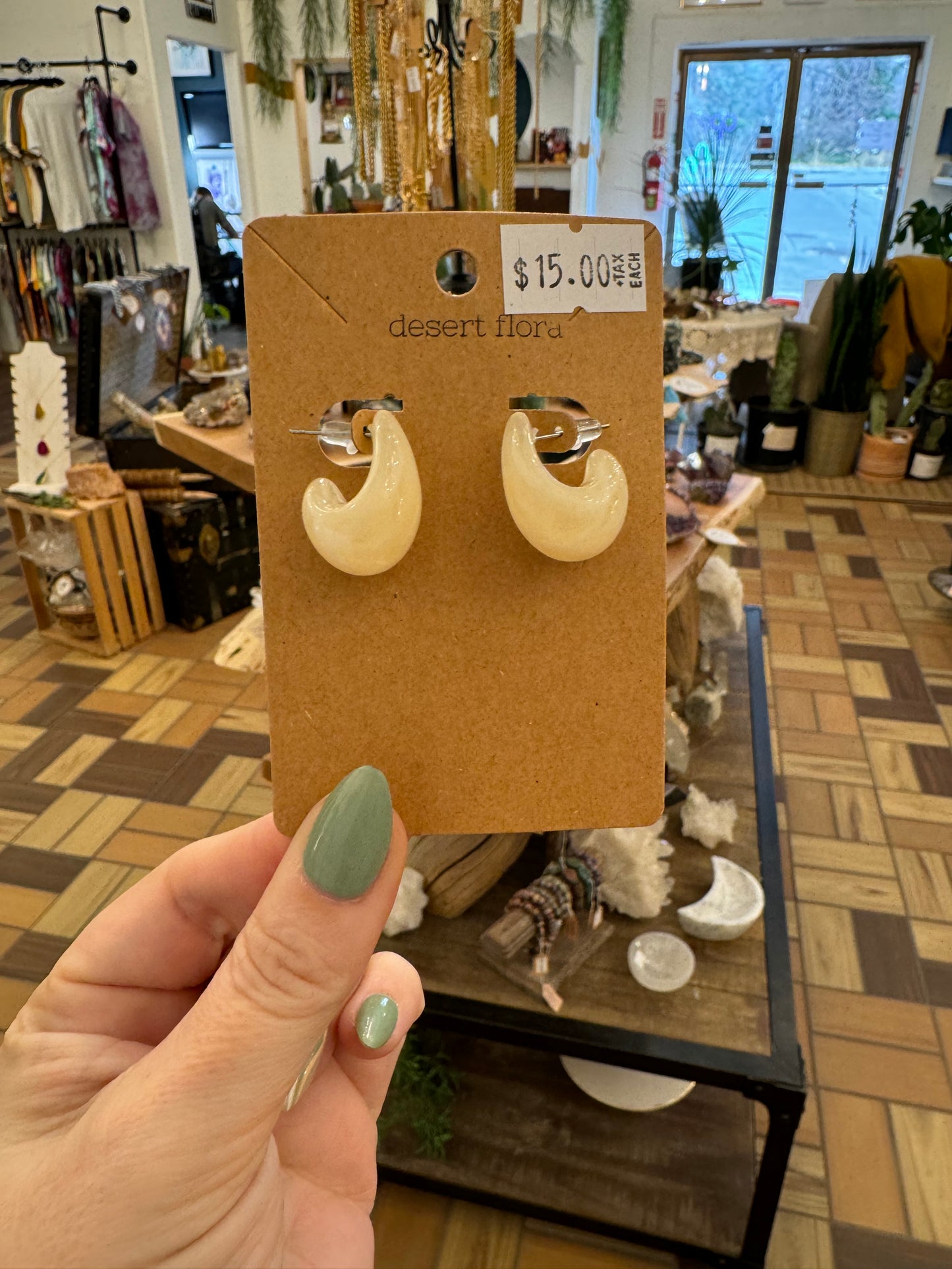 Groovy Cream Mini Hoop