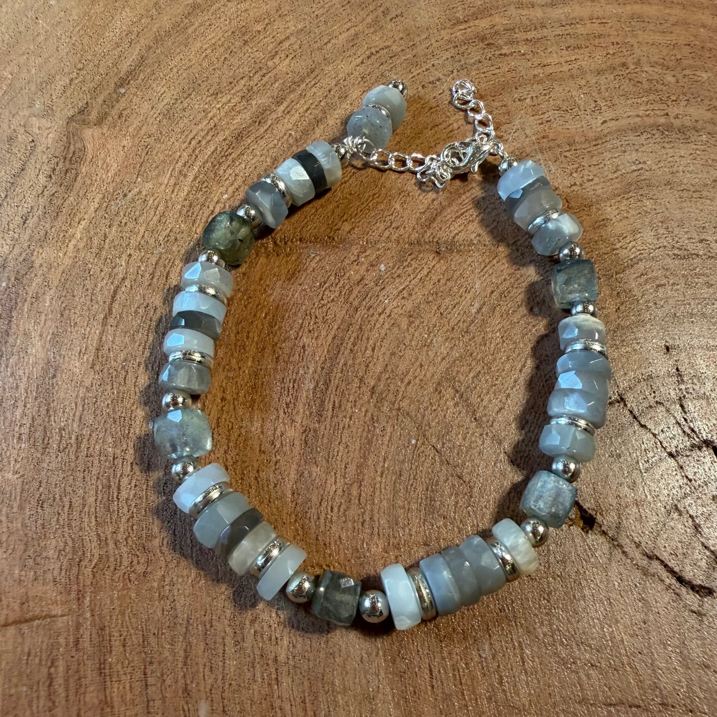 Labradorite Beaded Bracelet