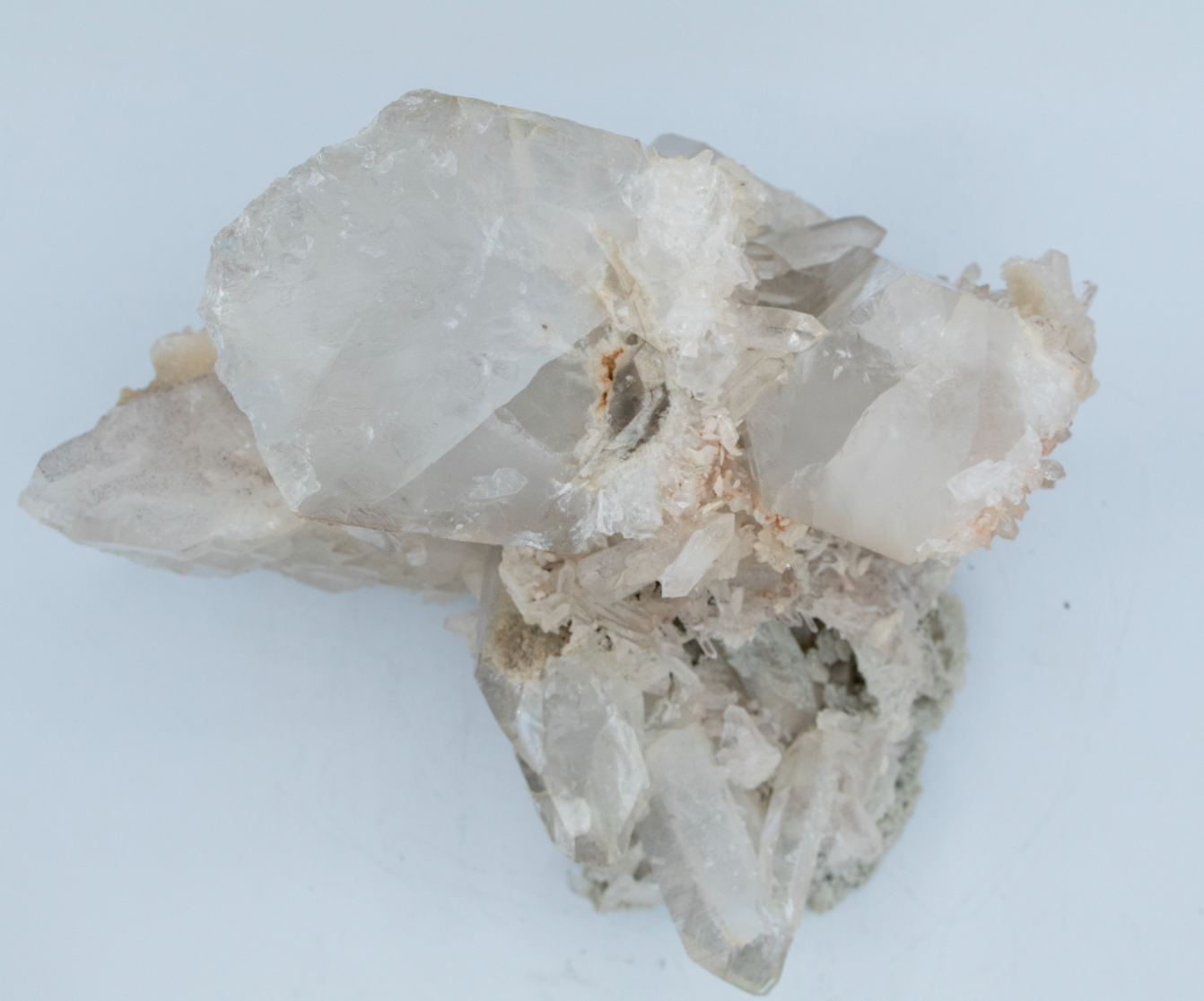 Large Quartz Cluster