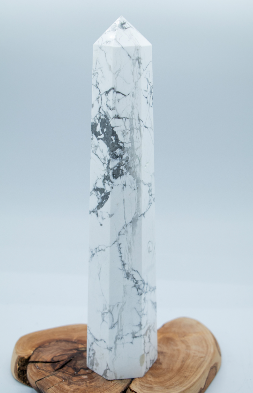 Howlite Tower (XL) - Luxe Collection